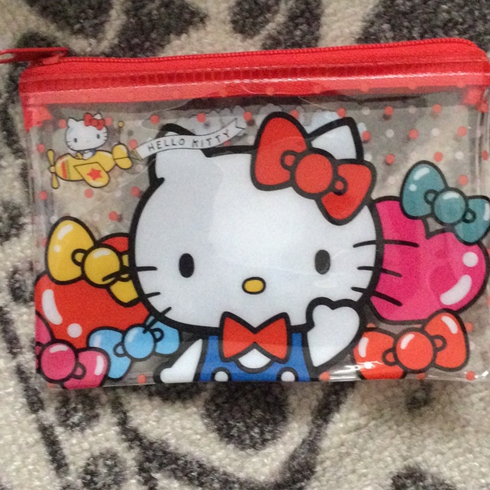 Hello Kitty Zipper Bag